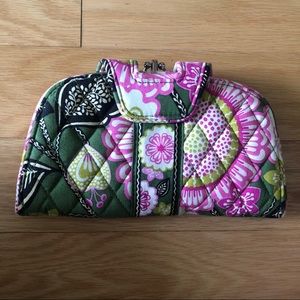 Vera Bradley kiss n snap wallet. New with tags